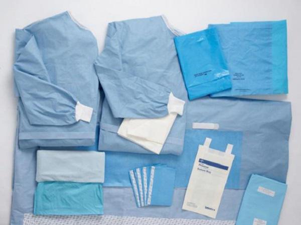 تولید لباس بیمارستانی یکبار مصرف در طرح و رنگ متنوع